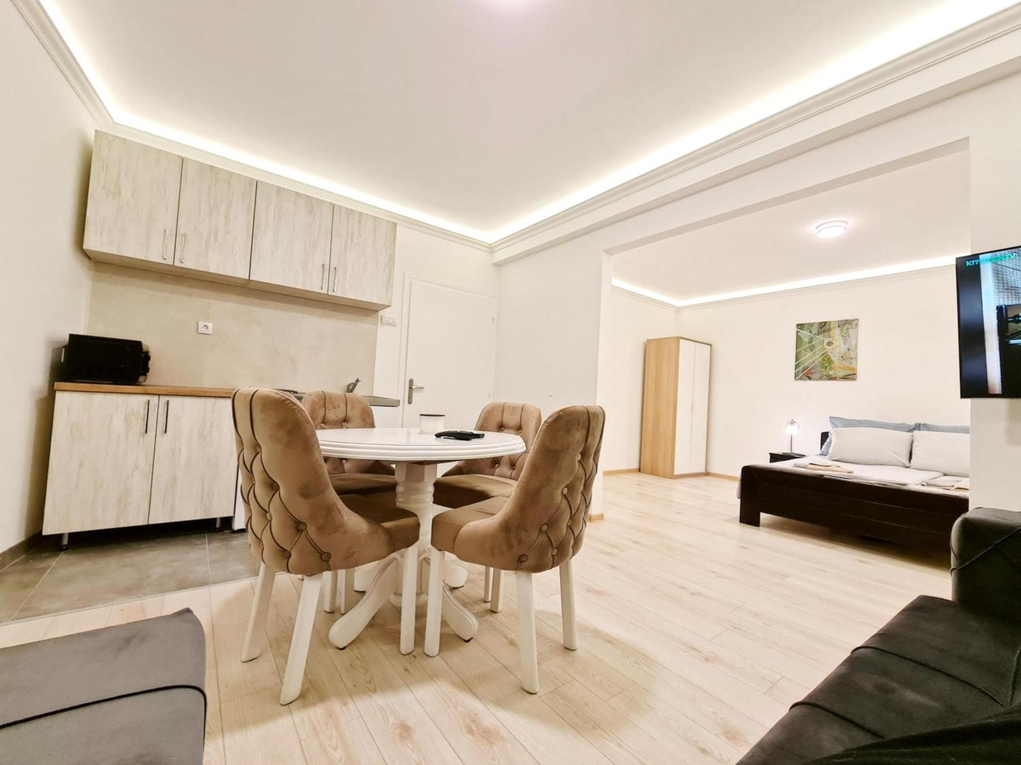 Modern Central Apartments Renovated Beograd Eksteriør billede