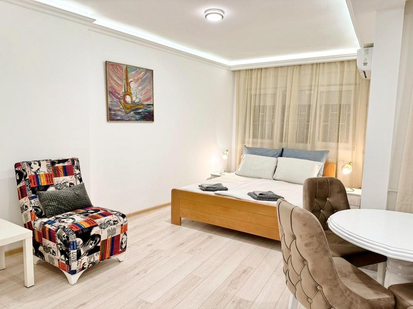 Modern Central Apartments Renovated Beograd Eksteriør billede