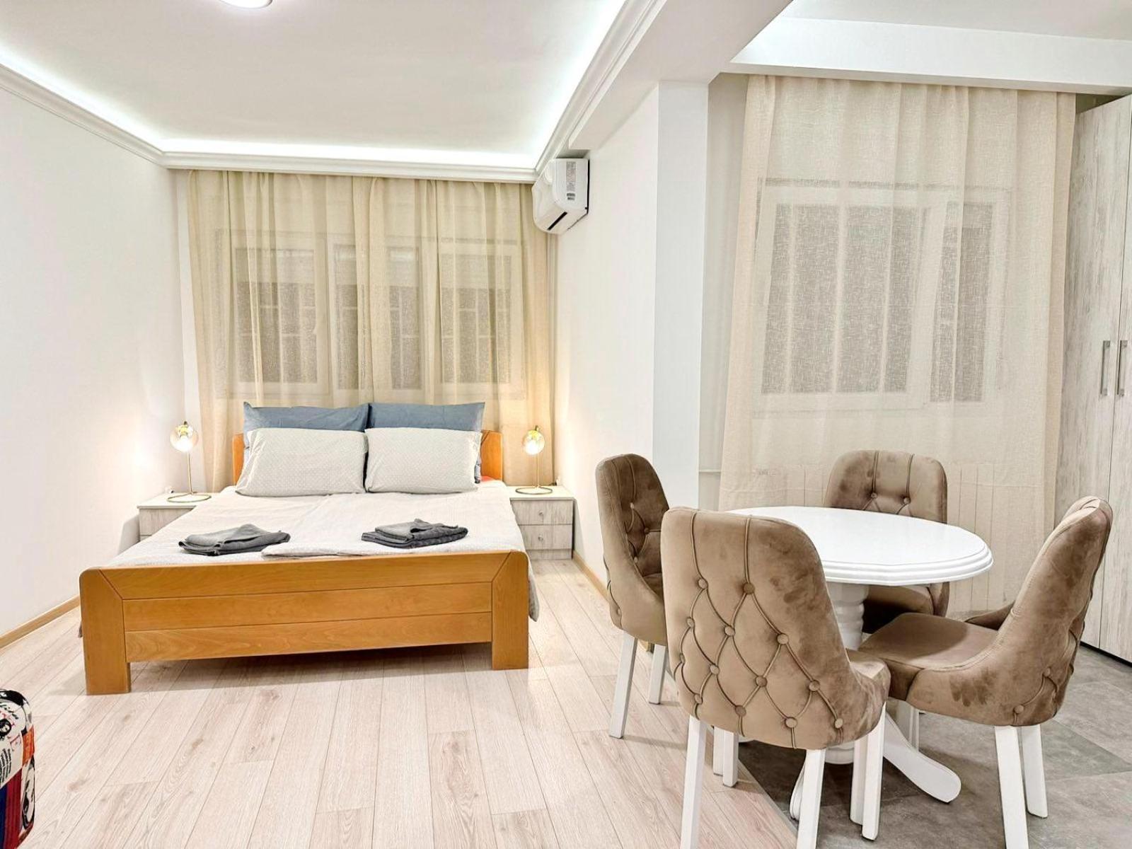 Modern Central Apartments Renovated Beograd Eksteriør billede