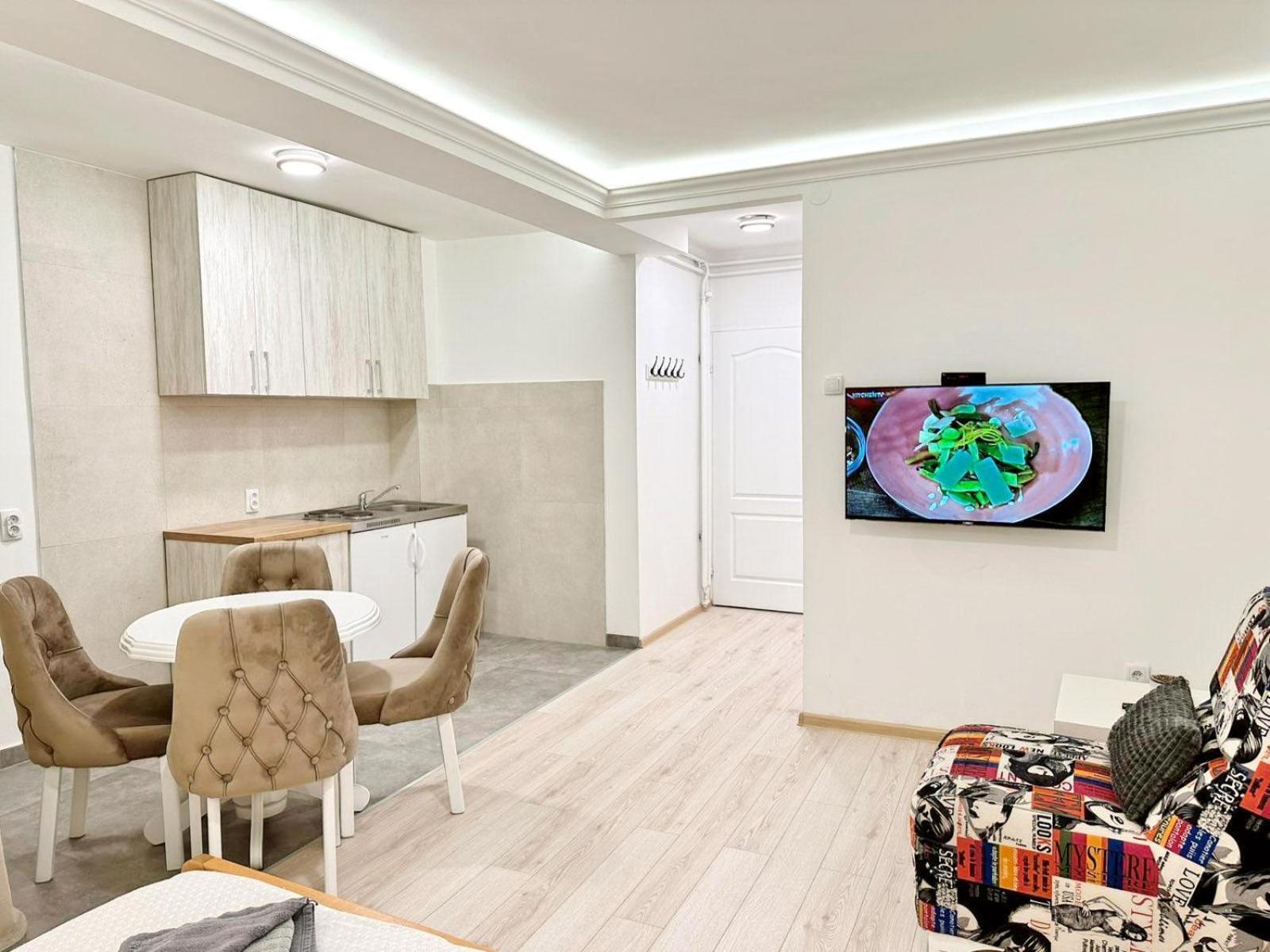 Modern Central Apartments Renovated Beograd Eksteriør billede
